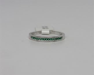 Stone: Emerald Pave
Type: Ring
Metal: Sterling Silver
Size: 7