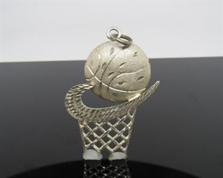 Sterling Silver
513 Located in: Chattanooga, TN **Sold As-Is Where Is**