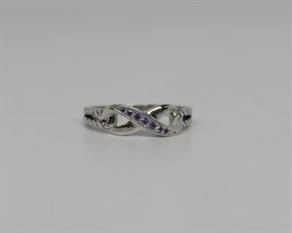Stone: Amethyst
Type: Ring
Metal: Sterling Silver
Size: 7
