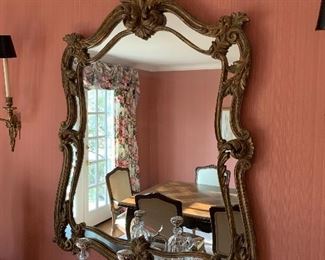 Ornate mirror in excellent condition 3'3"x49"