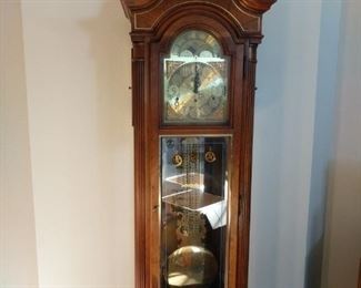 HOWARD MILLER GRANDFATHER CLOCK 84 in high