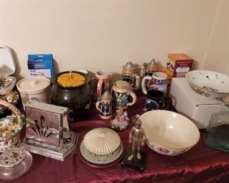 ASSORTED COLLECTIBLES