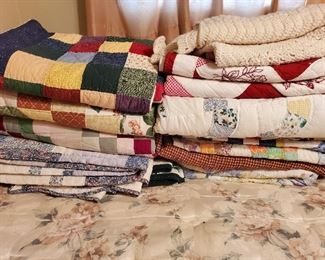 LOTS OF QUILTS!!!