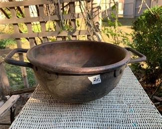 #94	Copper Round Heavy Pot - Vintage  13" Diameter	 $25.00 

