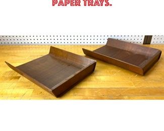 Lot 2531 2pc Knoll Letter Paper Trays.