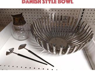 Lot 2551 Shelf lot Owl and metal Danish style bowl