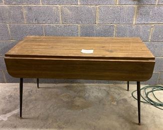 #94	Laminated Kitchen Table - Drop Sides	                
                                 48" x 37" x 28"
