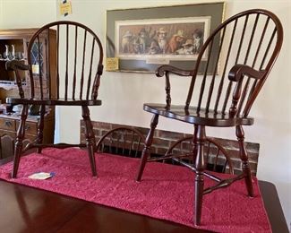 #21	Tom Seely Cherry Dining Room Table                         
                       & 4 Chairs & 4 Leaves	                         68"x42"	
