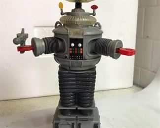 DANGER! DANGER! WILL SMITH! It's Robinson, Will Robinson! Sorry, Dan's too young to remember these shows!