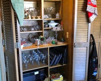 Crystal, China, Wilton bakeware