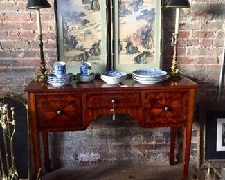 Mahogany server - pair of lamps - Asian panel pair and brass fenders (two)