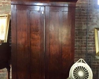 Great Mahogany armoire - Alabama piece - about 1840 - great condition