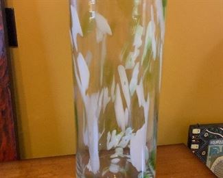 beautiful thick glass decor roughly 18" tall $15 