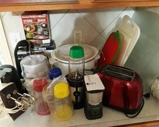 Small kitchen appliances.