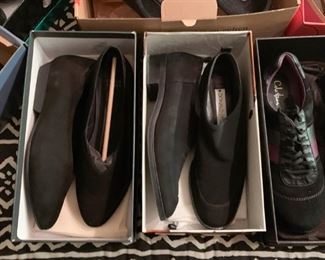 Women's Shoes (Sizes range from 8 to 9-1/2 with the majority being size 9) - A sampling is shown here