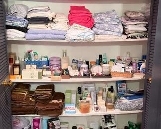 Bed & Bath Linens, Toiletries, Vanity Items