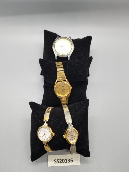 4 Vintage Watches Lot