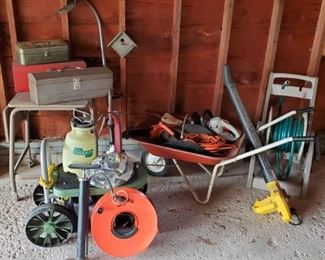 Huge Garage Lot