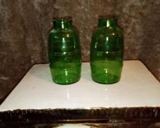 vintage forest green glass pickle jar