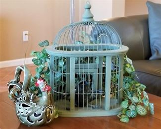 Birdcage decor