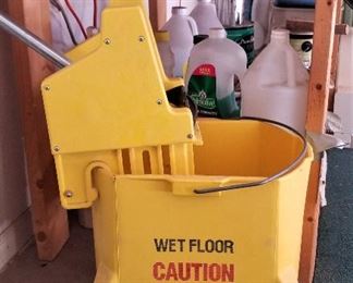 Lots of garage items