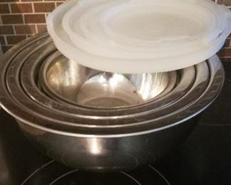Nice stainless Bowl set with lids