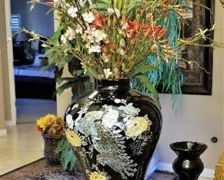 Beautiful Asian vases