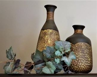 All sizes of decorative pottery and vessels.