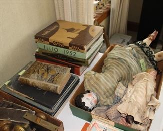 Illio and other University of Illinois items (including a 1932 fraternity board)