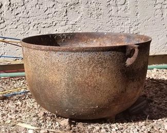 Rustic vintage metal kettle. Cool piece!