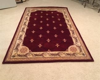 Royal Palace hand made wool rug 8'3"x 5'3" execelent condition