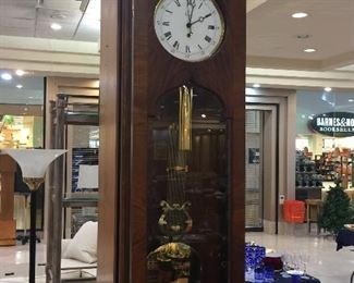 Colonial 6' pendulum wall clock - this is a beauty!