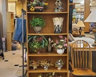 Lots of floral arrangements and nice vases!