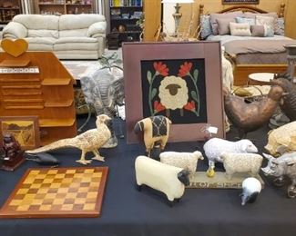 MANY higher end animal collections. If you are looking for resell items, this is the sale for you!