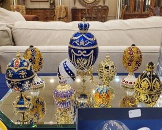 Design Toscano eggs - BEAUTIFUL!