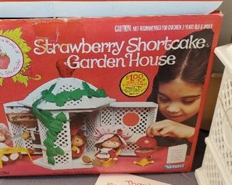 Strawberry Shortcake Doll Garden House Never played with and in original box