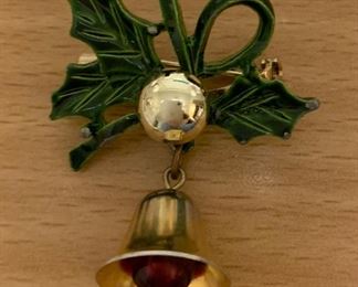 Vintage Christmas Pin