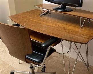 Sitcom Computer Desk w Chair  x 2