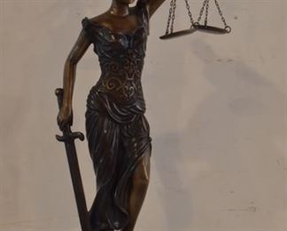 Lady justice bronze 