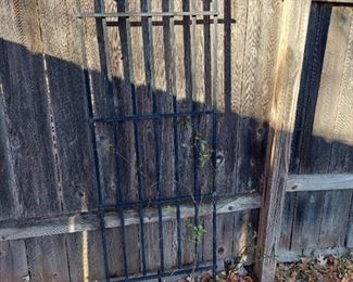 Black Metal Garden Trellis