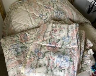 Bed spreads quilted Twin