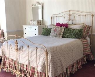 Queen iron bed (no mattress) & white dressers 