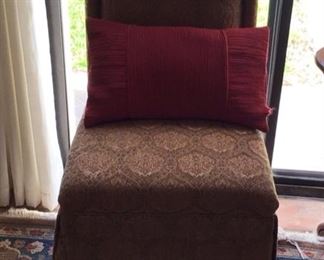 Bombay chair