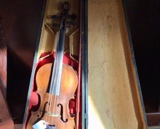 Antique GSB wood coffin style violin/fiddle case
