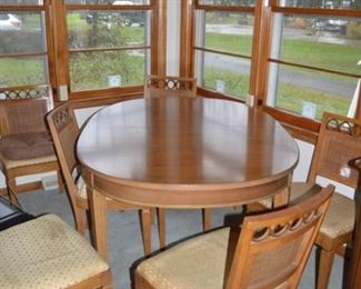 Thomasville dining chairs and table
