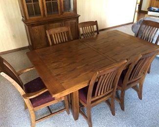 Oak farmhouse table with 6 chairs 