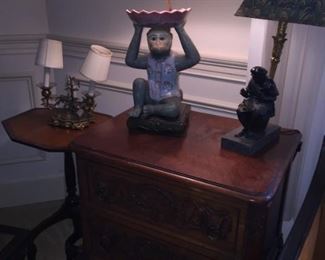 End table and monkey lamp/