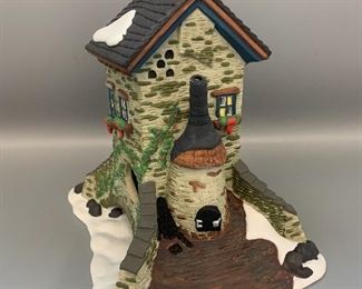 $24 #3032
Heritage Village -The Dickens Village Series “The Maltings”