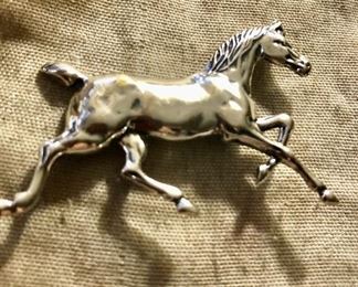 Vintage sterling horse brooch