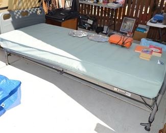 Electric hospital bed (from California)